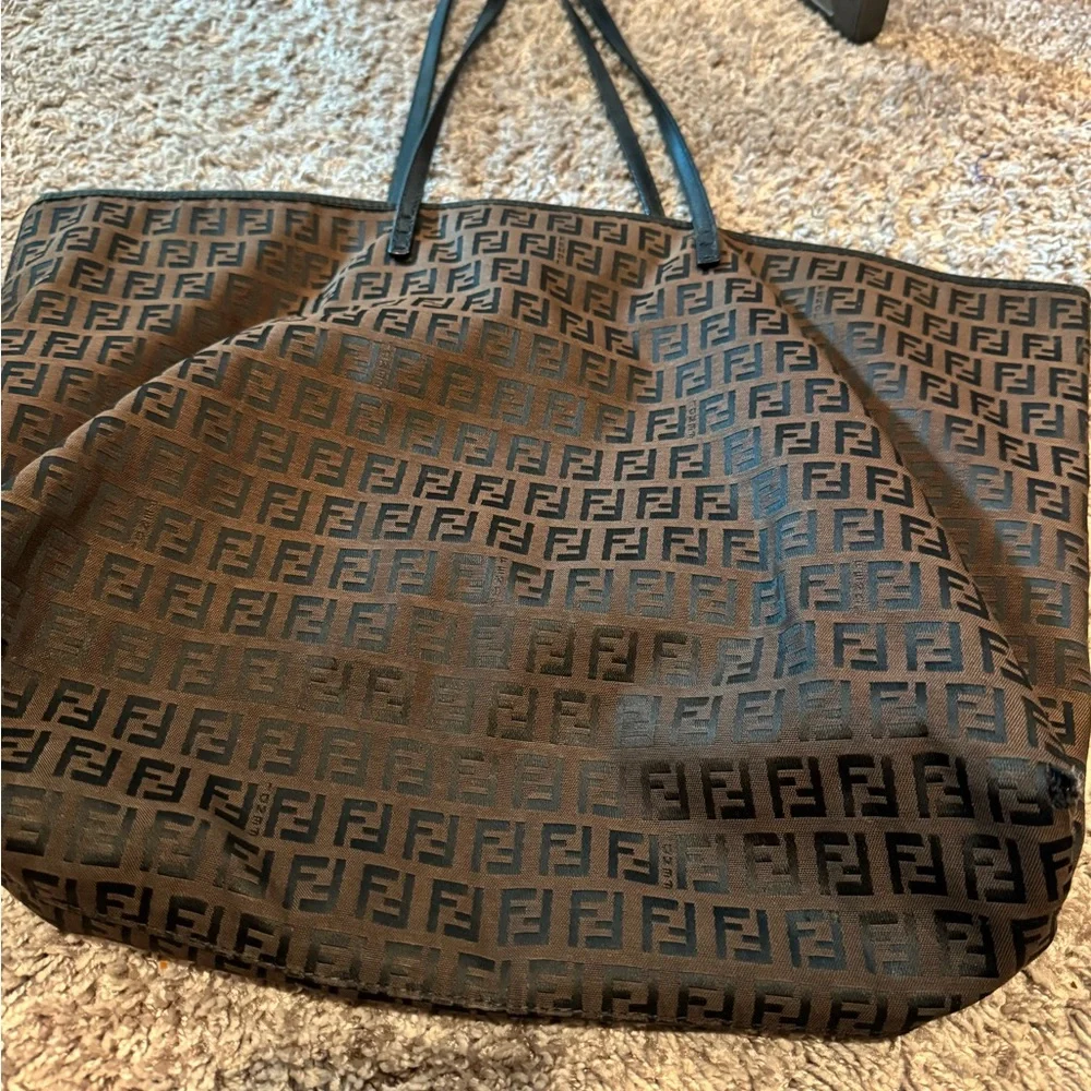fendi - Picture 2 of 4